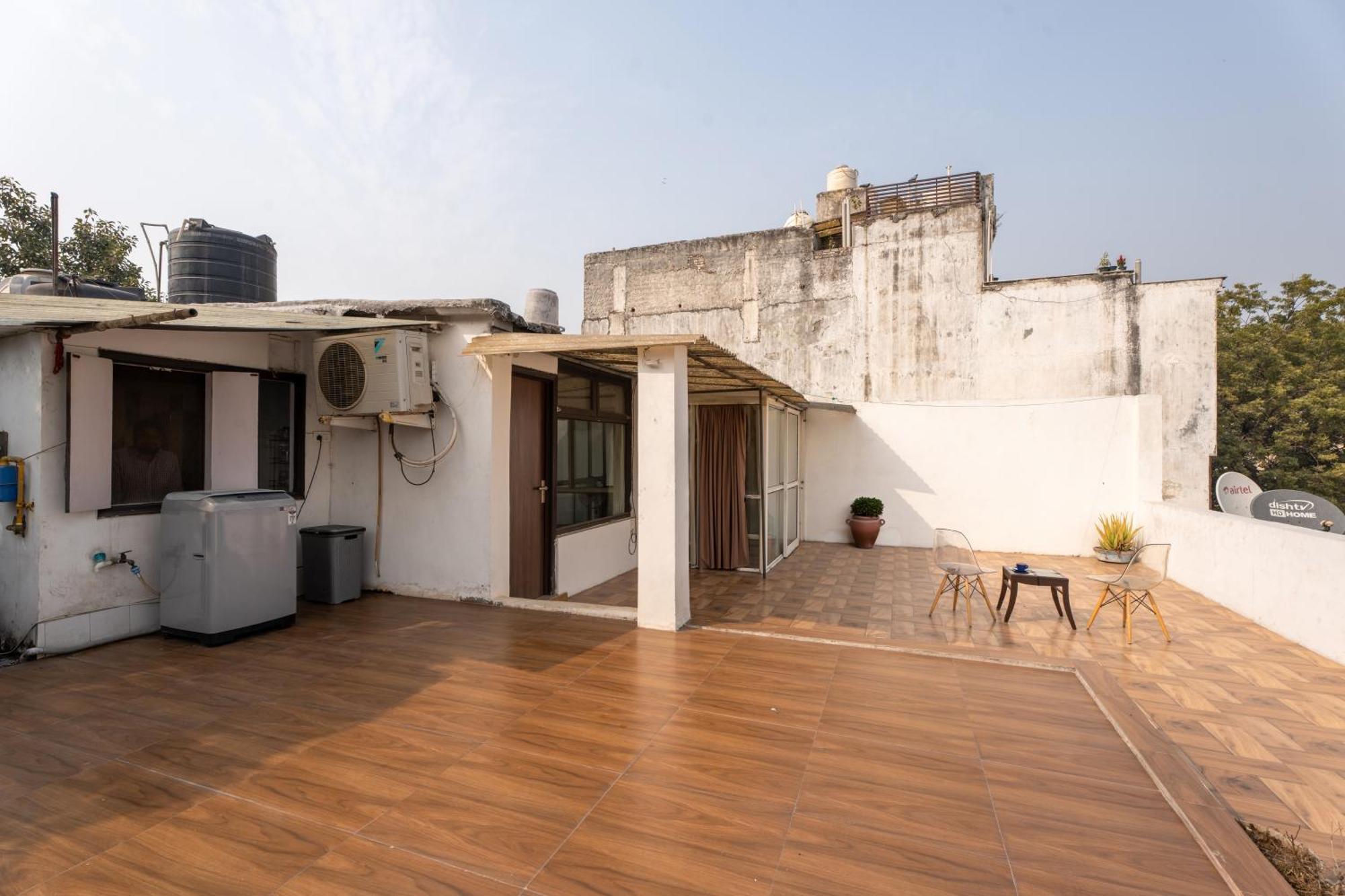 Mystique Abode Apartment New Delhi Bagian luar foto
