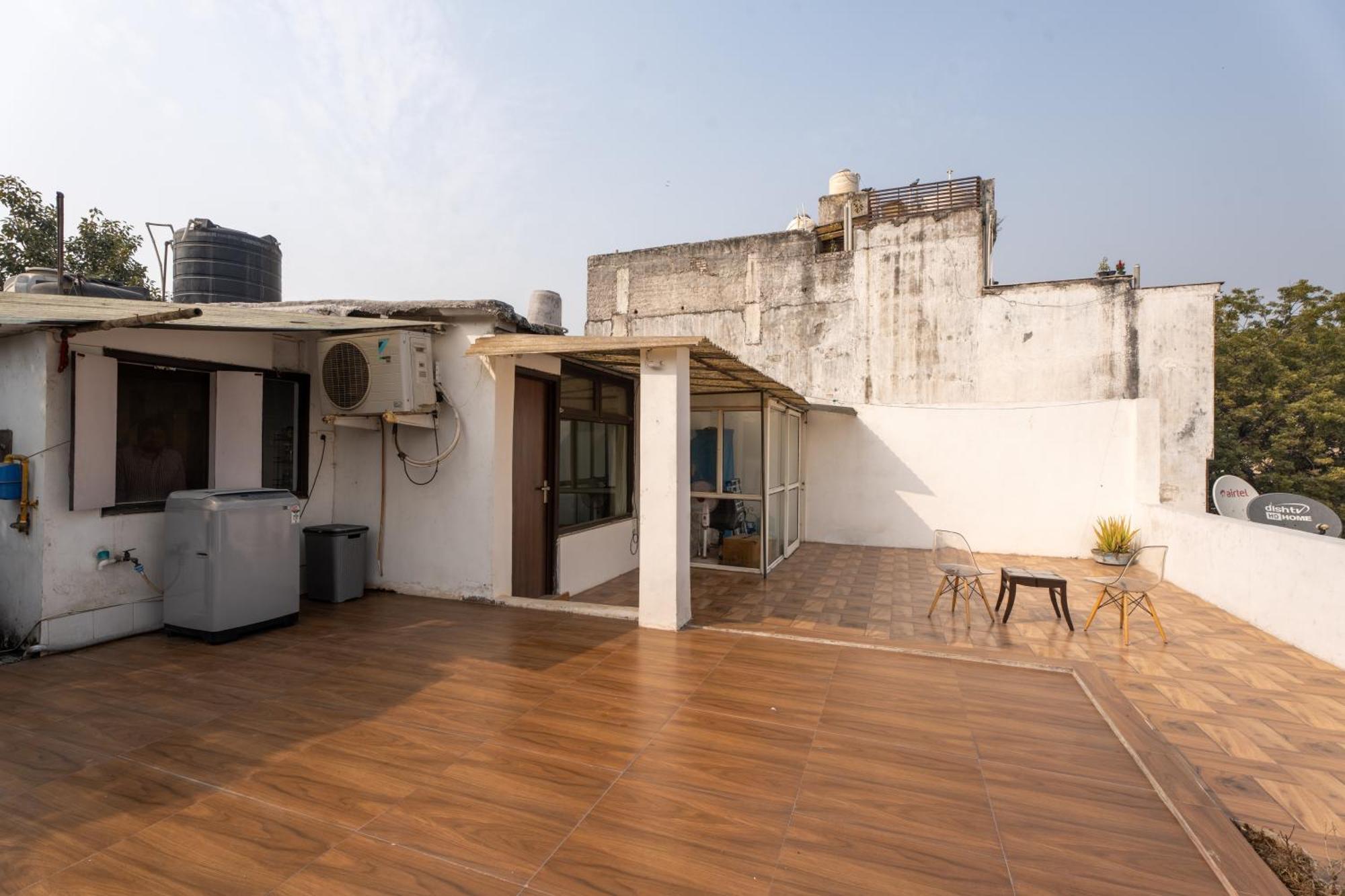 Mystique Abode Apartment New Delhi Bagian luar foto