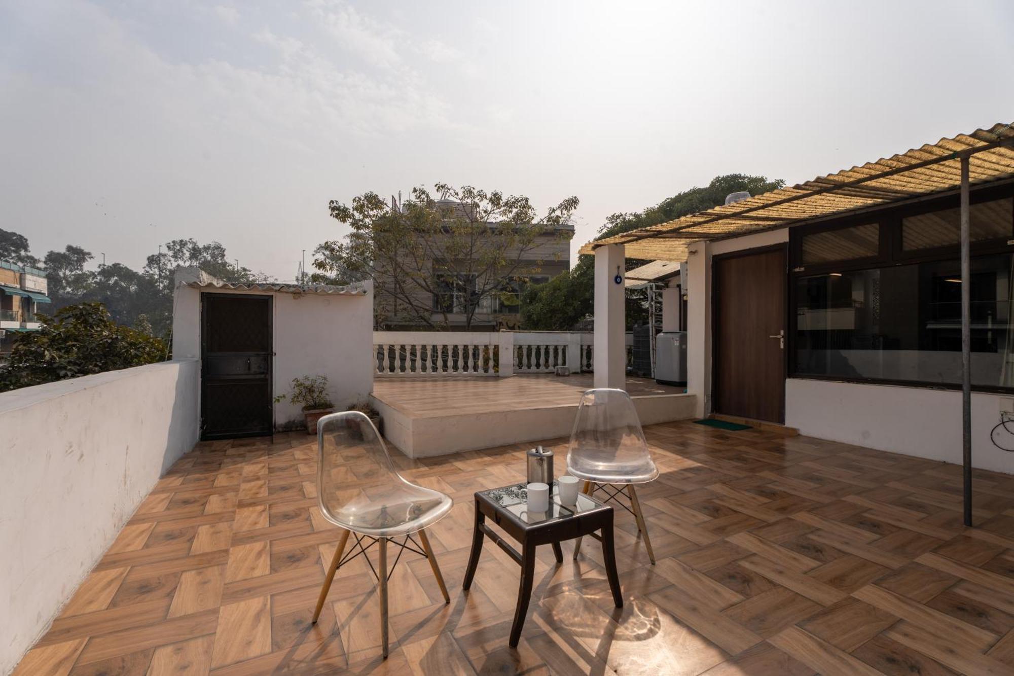 Mystique Abode Apartment New Delhi Bagian luar foto